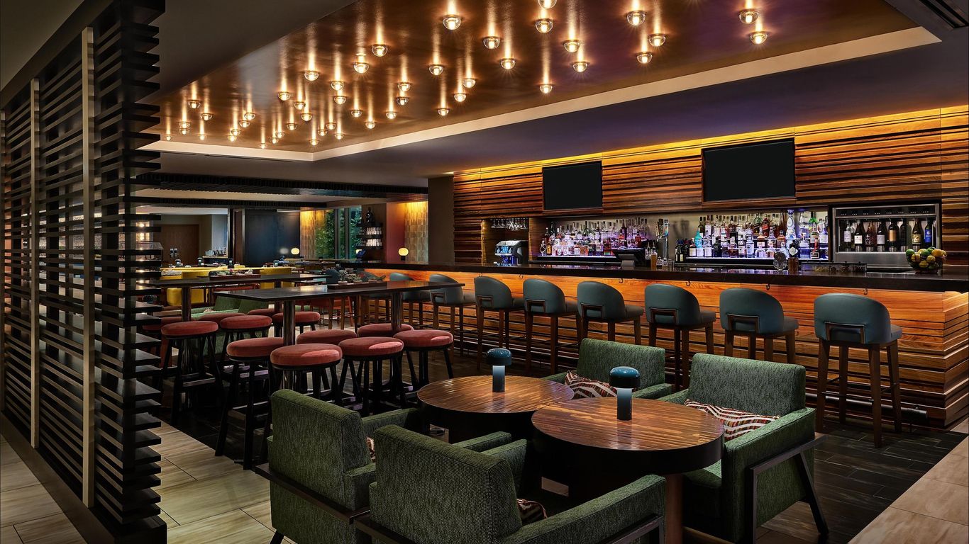 Hyatt Centric Chicago Magnificent Mile