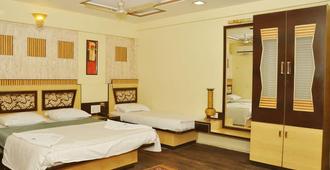Hotel Sai Suraj Palace - Shirdi - Κρεβατοκάμαρα
