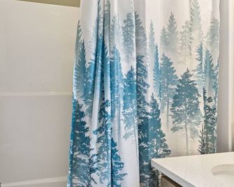 Forest Moon by Seabrook Hospitality - Pacific Beach - Baño