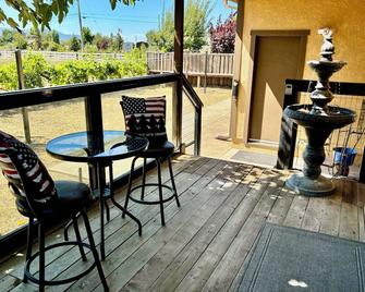 Perfect location for Sonoma & Napa. - Sonoma - Balcony