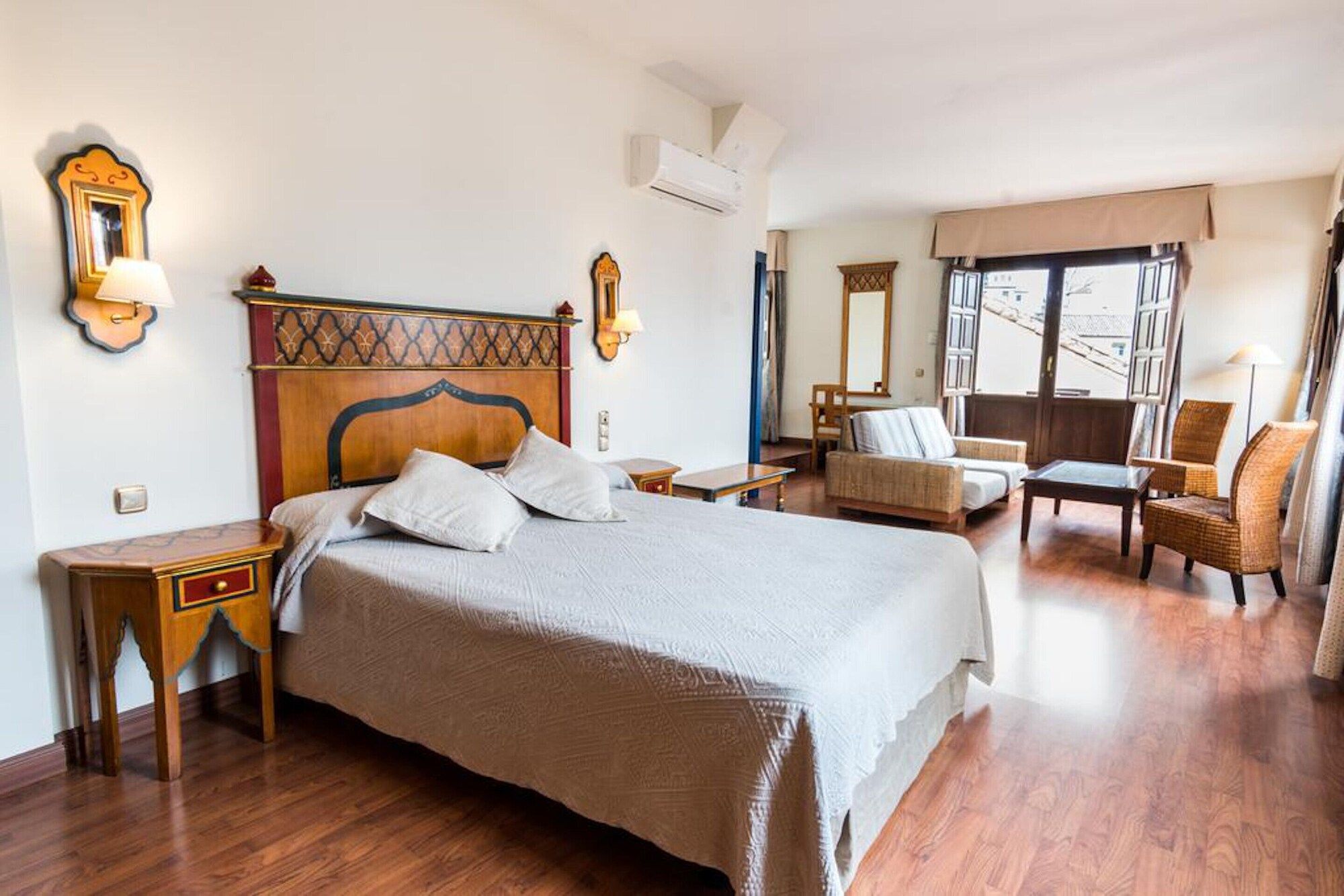 Hotel Plaza Nueva - גרנדה - חדר שינה
