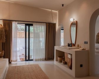 Gaia By The Sea - Cesme