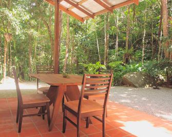 Romantic Cabin Rental near the Daintree Rainforest in Queensland - Daintree - Patio