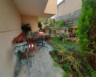 Guest House Diel - Veliko Tarnovo - Patio