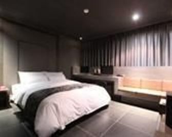 Yeoubi Hotel - Jinju - Bedroom