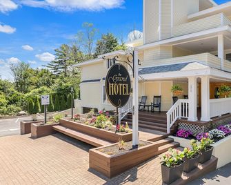 The Grand Hotel - Ogunquit