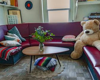 Ith Hermosa Beach Surf Hostel Lax - Hermosa Beach - Sala de estar