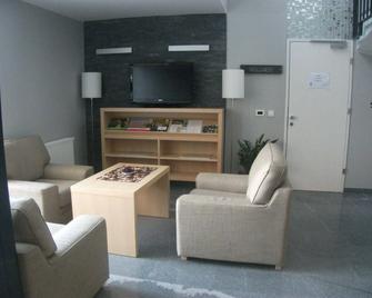 Villa Mari I - ماريبور - غرفة معيشة