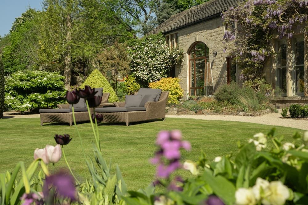 Outwood House - Horsforth - Uteplats