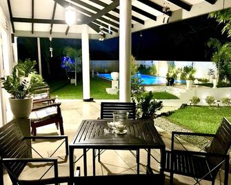 Villa Shanthi - Aluthgama - Patio
