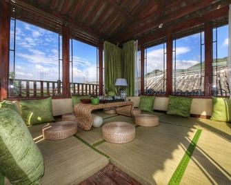 Yueshang Inn - Lijiang - Living room