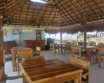 Aqua Breeze Glamping - San Bernardo del Viento - Restaurante