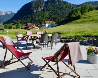 Vacation apartment Gipfelstürmer - Gästehaus Sonnenplatzerl - Pfronten - Pátio