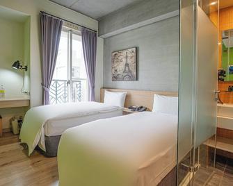 Check Inn Express Taichung Yizhong - Taichung - Habitación