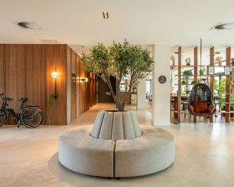 Leonardo Hotel San Sebastián - San Sebastian - Lobby