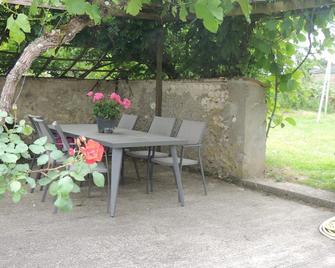 Gite Couddes, 2 bedrooms, 6 persons - Couddes - Patio