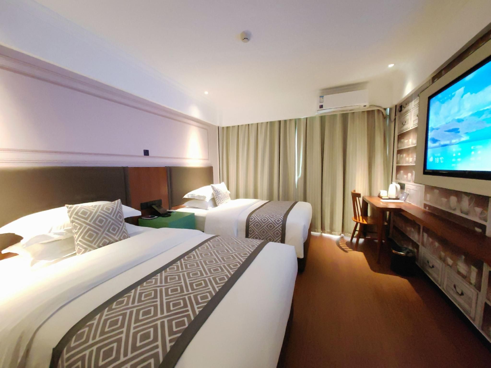 جي إي إم هوتل وونينج رود تشونبينج رود مترو ستيشن - شنغهاي - غرفة نوم