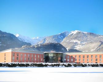 Swiss Heidi Hotel - Maienfeld - Gebäude