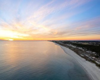 TipSea Turtle 3 Community pools Central Destin - Destin - Beach