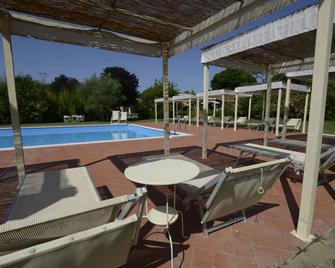 Tenuta I Massini - Empoli - Piscina