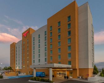 Hampton Inn by Hilton Queretaro Tecnologico - קרטארו - בניין