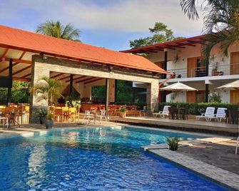 Colina de Montalva - Tarapoto - Tarapoto - Bazén