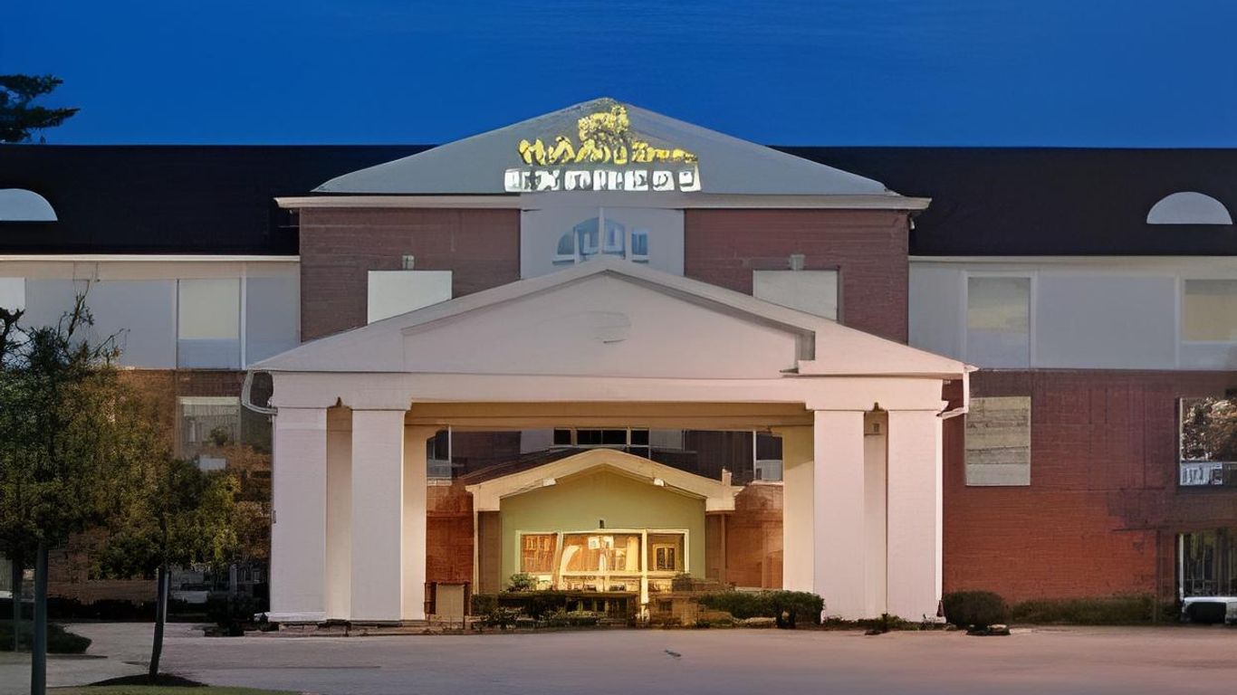Holiday Inn Express & Suites Chicago-Algonquin by IHG