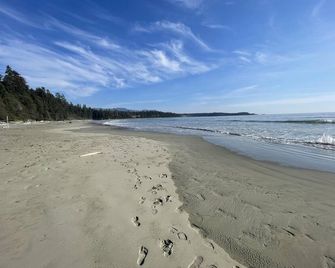 Cozy cabin near walking trails and beaches! - Ucluelet - Playa