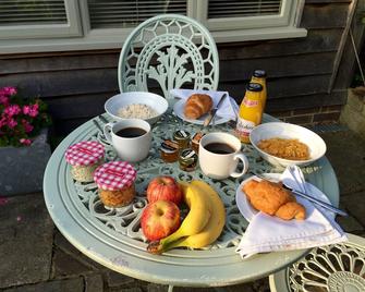 Thatched Cottage B&B - Edenbridge