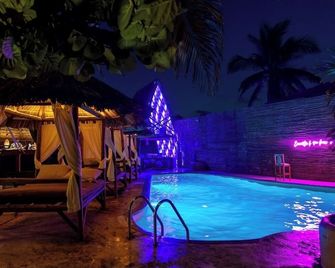 Baxar - Acapulco - Piscina