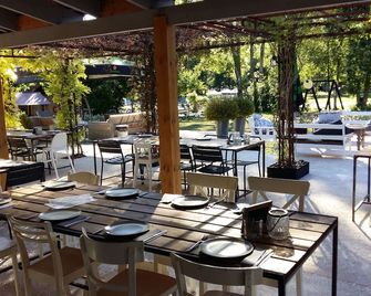 Club Les Ormes - Saint-Étienne-de-Villeréal - Restaurant