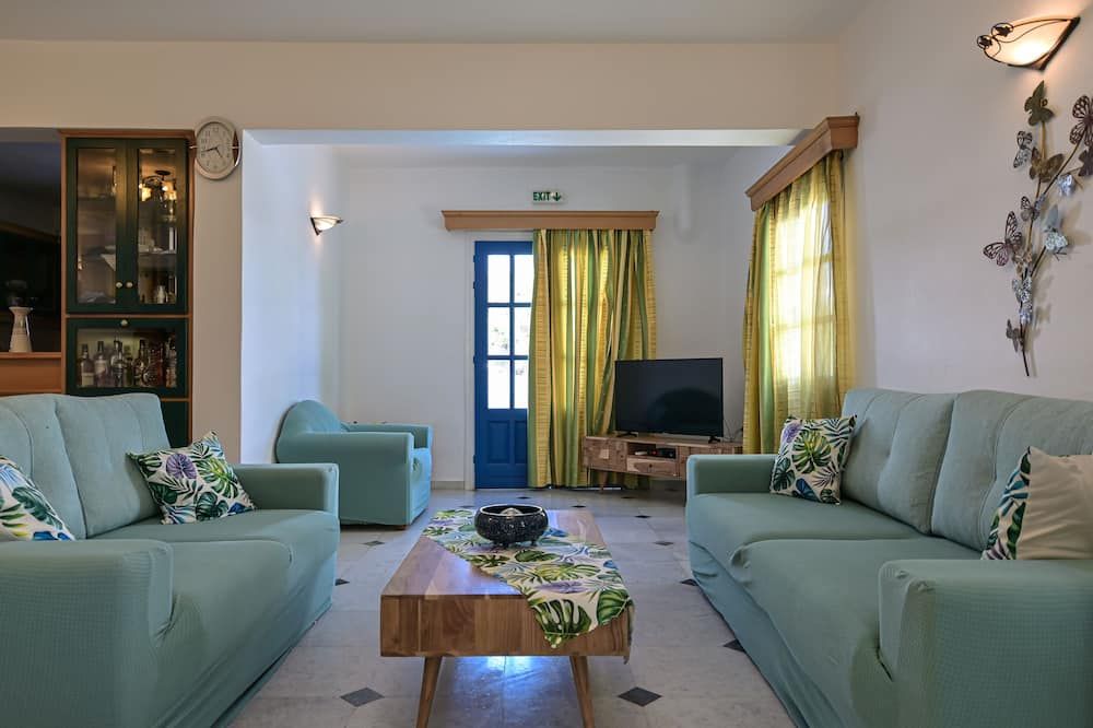 Hotel Francesca - Agios Prokopios - ห้องนั่งเล่น