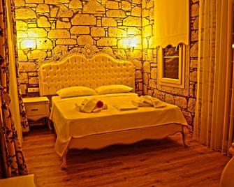 Alacati Lucky Angel Hotel - Alacati - Quarto