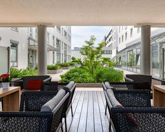 Mercure Hotel Stuttgart Airport Messe - Stuttgart - Patio