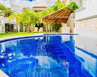 Balcony Economy Quadruple - Playa del Carmen - Pool