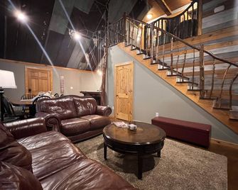 Water front Home on Cane River - Natchitoches - Salon