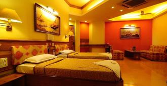 Hotel Panchavati Elite Inn - Nashik - Sypialnia