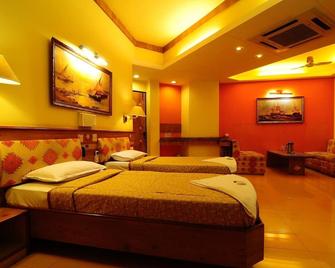 Hotel Panchavati Elite Inn - Nashik - Bedroom