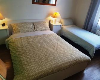 Villa Octavière Gîte Rural - La Mothe-Achard - Camera da letto