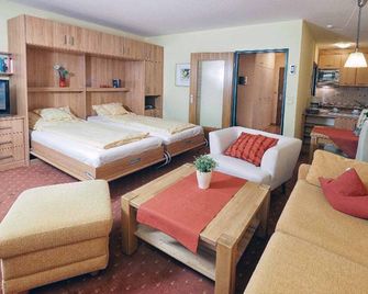 Kur- Und Erholungs-Wohnanlage Neben Dem - Bad Füssing - Schlafzimmer