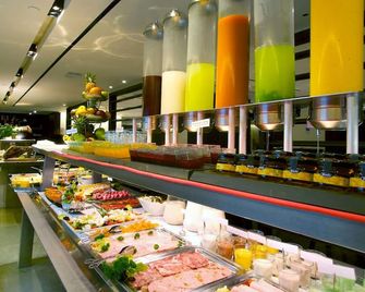 Hotel Puerta America - Madrid - Buffet