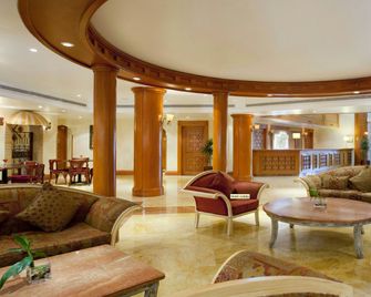 Holiday Inn Al Khobar By IHG - Al Khobar - Lobby