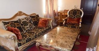 Dreamland Suites - Abuja - Living room