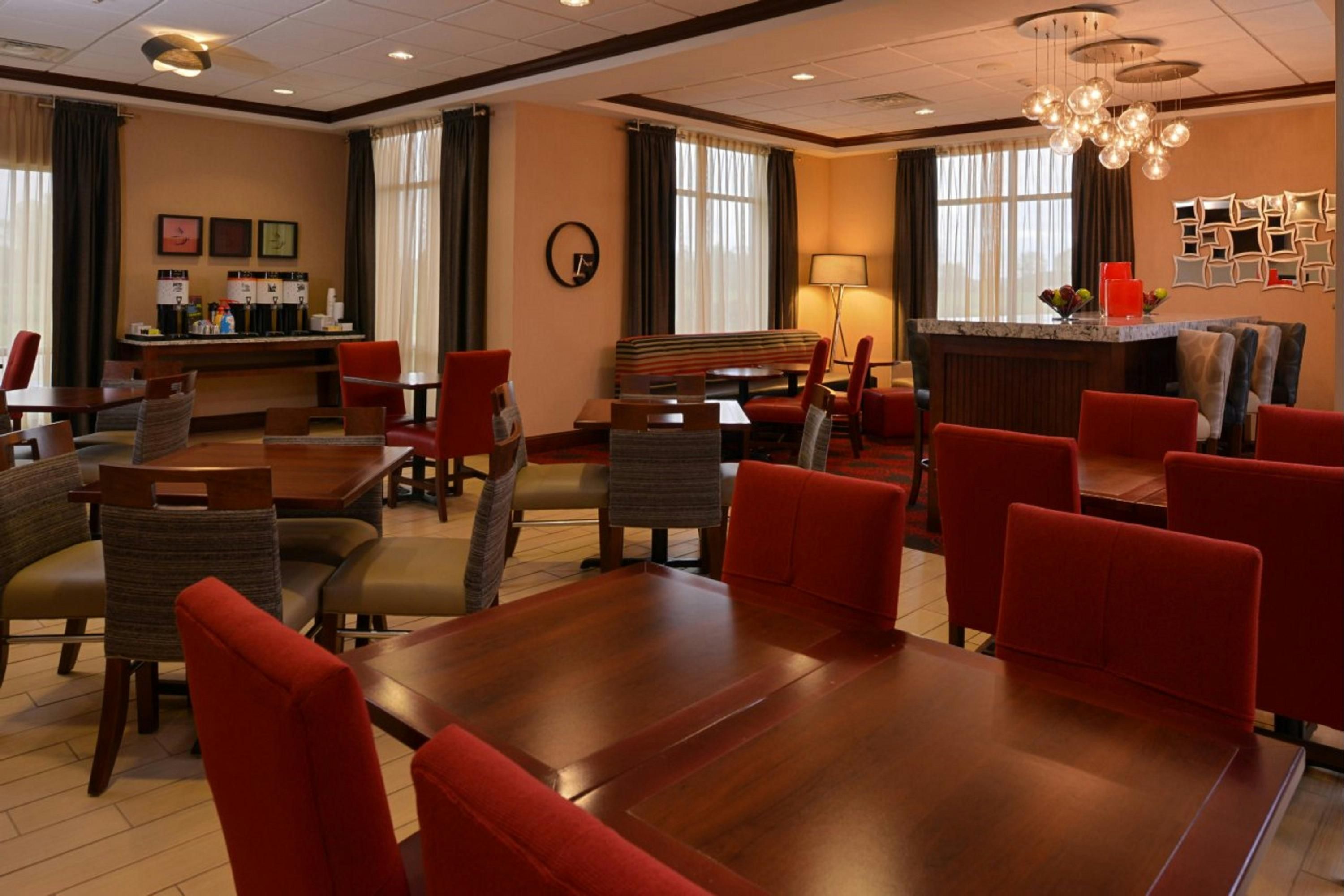 Hampton Inn Lincoln - Lincoln - Restaurace