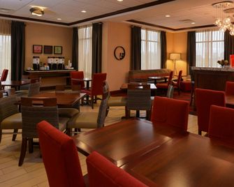Hampton Inn Lincoln - Lincoln - Restaurace