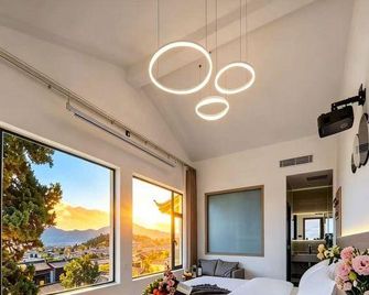 Moon · Yunxi Galaxy lives in the ancient city panoramic hotel (Lijiang Old Town North Store) - Lijiang - Bedroom