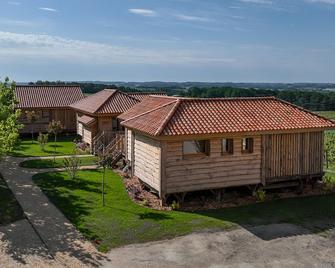 Lodges Avec spa Privatif en Dordogne - Monbazillac - Building