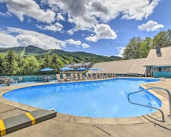 Cozy Lincoln Condo about 1 Mi to Loon Mountain! - Lincoln - Pool