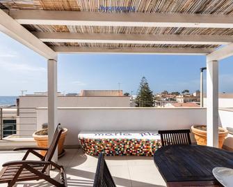 House&Villas - La Terrazza sul Mare - Casa Maccari - Balcón