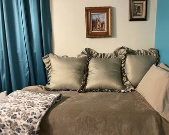 Covell Cottage - Edmond - Sala de estar